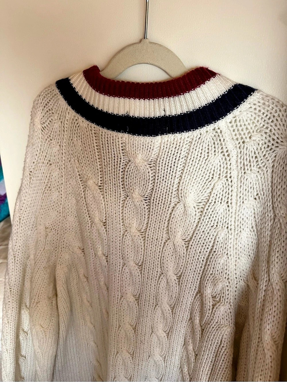 VTG 80s Izod Lacoste 100% Acrylic Cricket Sweater Deep V-Neck Size L - Picture 6 of 17